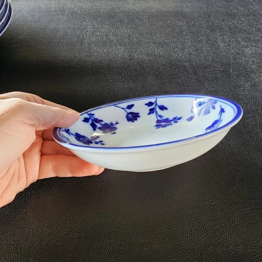 Williams Sonoma Plates Bowls Cups Mugs Flow Blue White 27pc